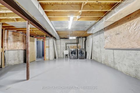 Photo 36 at 332 Rosegate Way N, WC Wedgewood Creek, Oakville