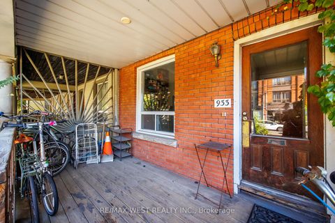Photo 2 at 935 Bathurst Street, Annex, Toronto