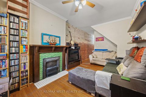 Photo 3 at 935 Bathurst Street, Annex, Toronto