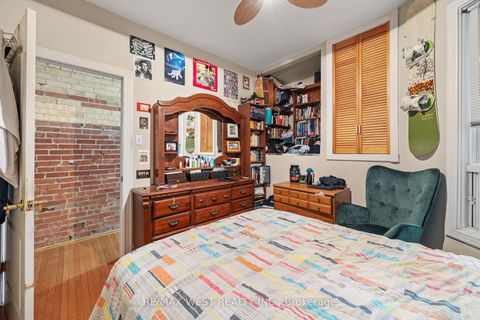 Photo 8 at 935 Bathurst Street, Annex, Toronto