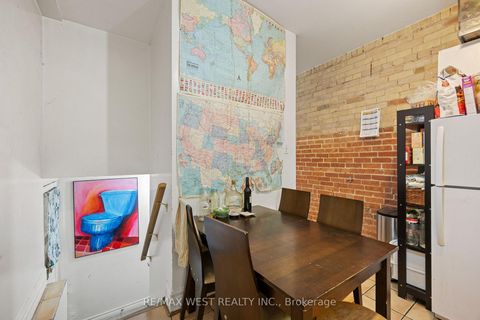 Photo 12 at 935 Bathurst Street, Annex, Toronto