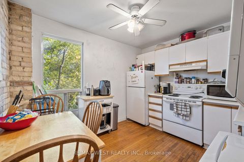 Photo 25 at 935 Bathurst Street, Annex, Toronto