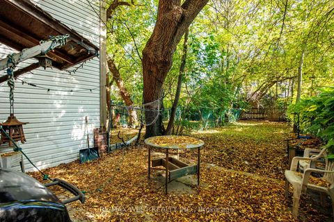 Photo 37 at 935 Bathurst Street, Annex, Toronto