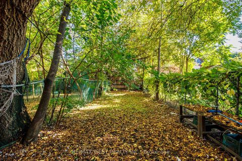 Photo 38 at 935 Bathurst Street, Annex, Toronto