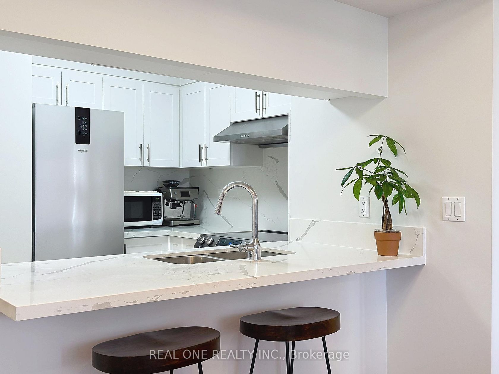 Photo 11 at 1708 - 18 Sommerset Way, Willowdale East, Toronto Photo 11 at 1708 - 18 Sommerset Way, Willowdale East, Toronto