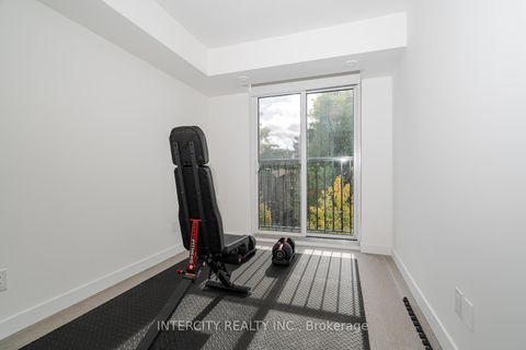 Photo 17 at 1 - 851 Sheppard Avenue W, Bathurst Manor, Toronto