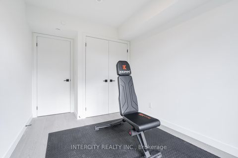 Photo 18 at 1 - 851 Sheppard Avenue W, Bathurst Manor, Toronto