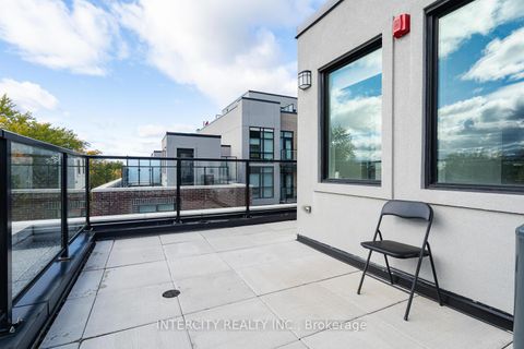 Photo 24 at 1 - 851 Sheppard Avenue W, Bathurst Manor, Toronto