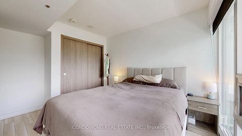 Photo 6 at 911 - 17 Bathurst Street, Waterfront Communities C1, Toronto