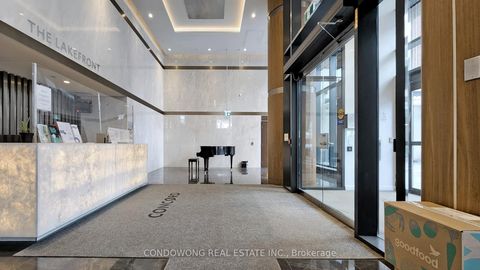 Photo 14 at 911 - 17 Bathurst Street, Waterfront Communities C1, Toronto