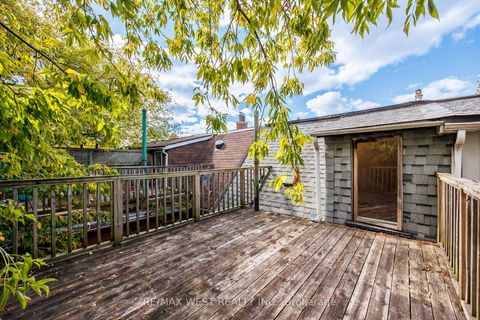 Photo 26 at 937 Bathurst Street, Annex, Toronto