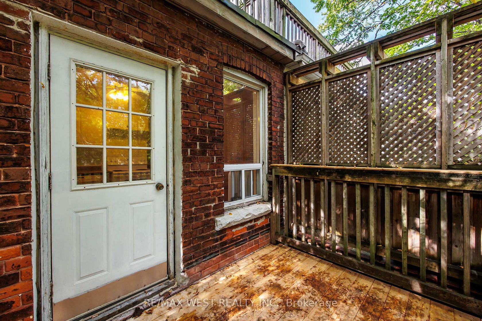 Photo 15 at 937 Bathurst Street, Annex, Toronto Photo 15 at 937 Bathurst Street, Annex, Toronto