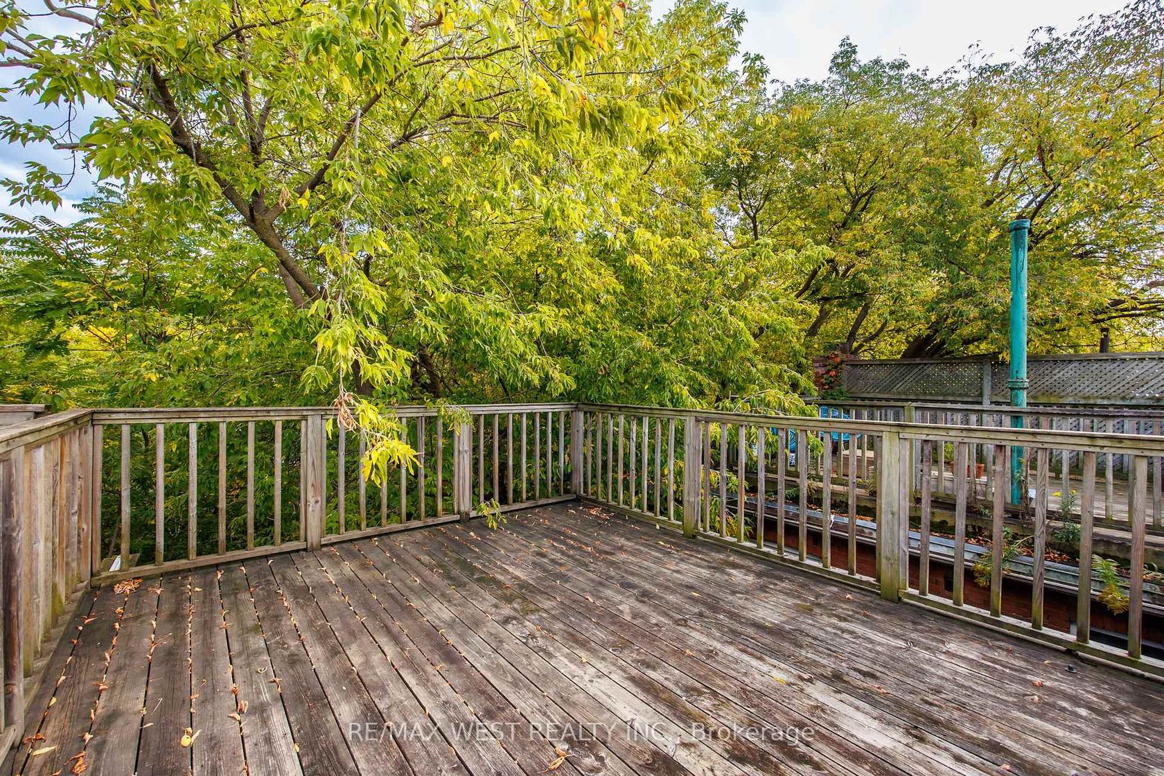 Photo 25 at 937 Bathurst Street, Annex, Toronto Photo 25 at 937 Bathurst Street, Annex, Toronto