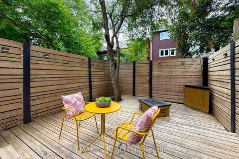 Photo 33 at 242 Milan Street, Moss Park, Toronto