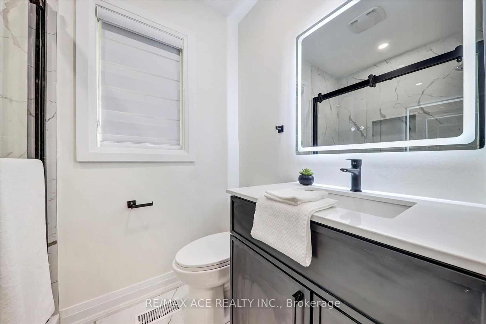 Photo 19 at 19 Blakemanor Boulevard, Woburn, Toronto Photo 19 at 19 Blakemanor Boulevard, Woburn, Toronto