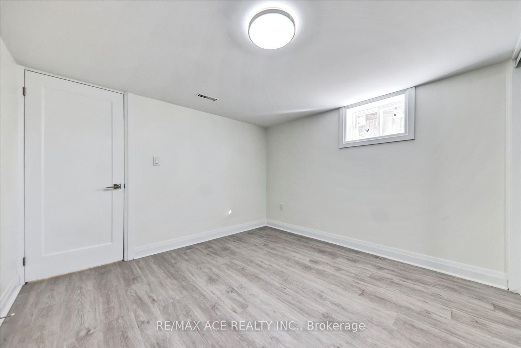 Photo 29 at 19 Blakemanor Boulevard, Woburn, Toronto Photo 29 at 19 Blakemanor Boulevard, Woburn, Toronto