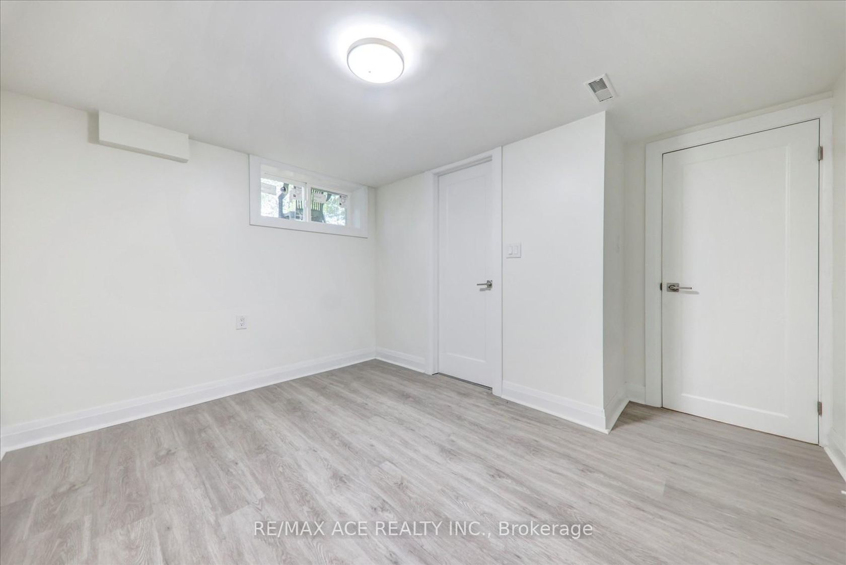 Photo 34 at 19 Blakemanor Boulevard, Woburn, Toronto Photo 34 at 19 Blakemanor Boulevard, Woburn, Toronto