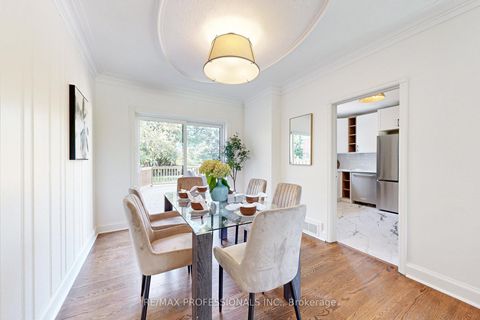 Photo 5 at 146 Pinegrove Avenue, Cliffside, Toronto