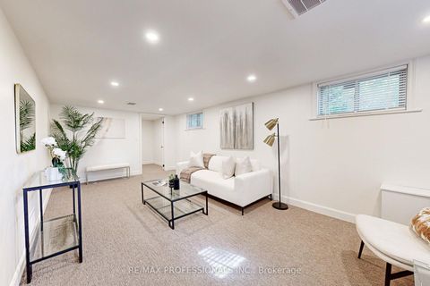 Photo 21 at 146 Pinegrove Avenue, Cliffside, Toronto