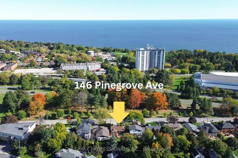 Photo 38 at 146 Pinegrove Avenue, Cliffside, Toronto