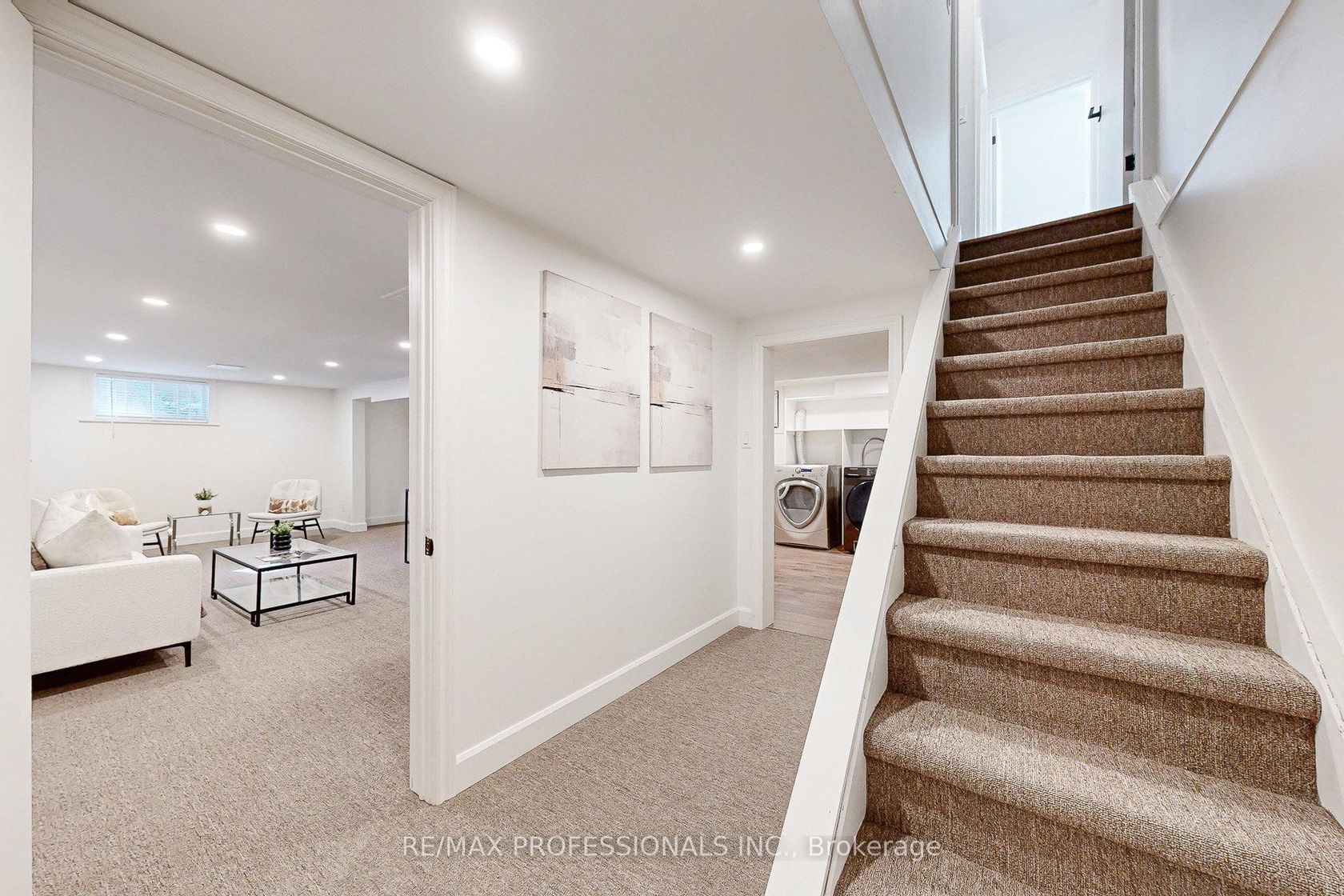 Photo 18 at 146 Pinegrove Avenue, Cliffside, Toronto Photo 18 at 146 Pinegrove Avenue, Cliffside, Toronto