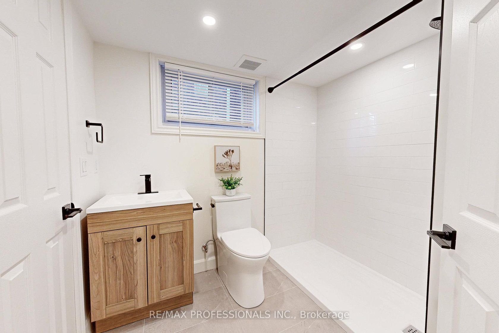 Photo 24 at 146 Pinegrove Avenue, Cliffside, Toronto Photo 24 at 146 Pinegrove Avenue, Cliffside, Toronto