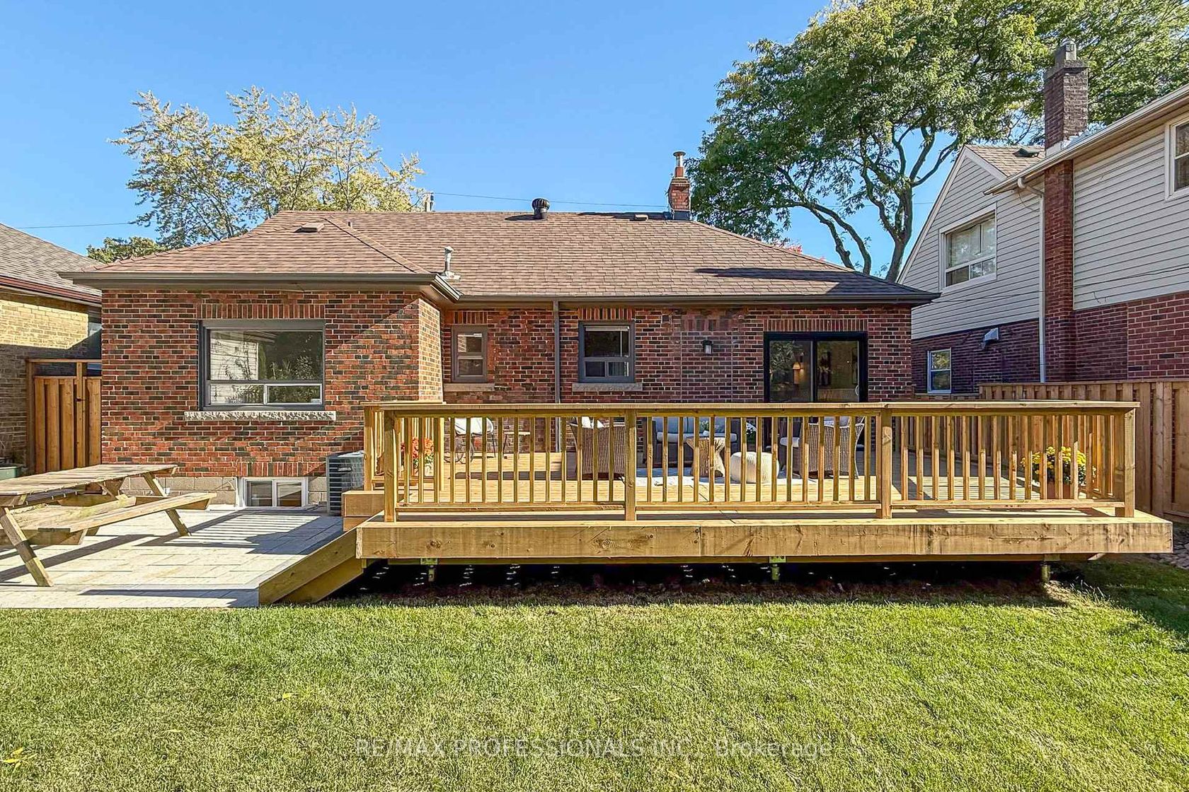 Photo 30 at 146 Pinegrove Avenue, Cliffside, Toronto Photo 30 at 146 Pinegrove Avenue, Cliffside, Toronto