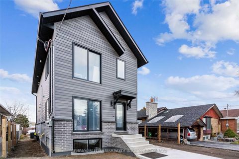 Photo 1 at 54 Westhampton Drive, The Westway, Toronto