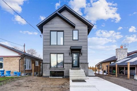 Photo 2 at 54 Westhampton Drive, The Westway, Toronto