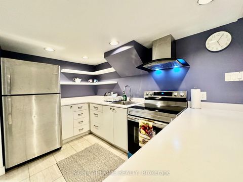 Photo 6 at 1196 Avenue Road, Lawrence Park South, Toronto