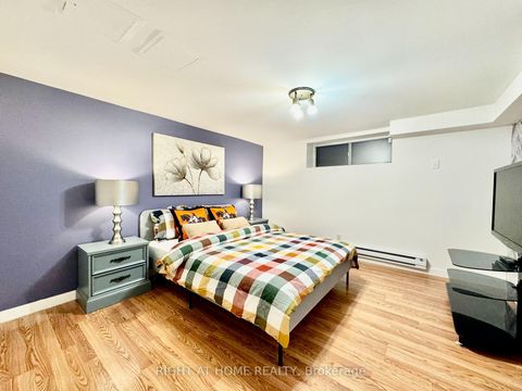 Photo 8 at 1196 Avenue Road, Lawrence Park South, Toronto Photo 8 at 1196 Avenue Road, Lawrence Park South, Toronto