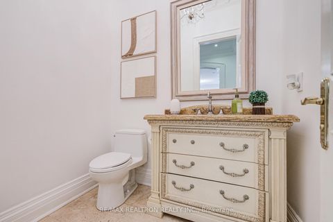 Photo 16 at 7 Legacy Court, Windfields, Toronto