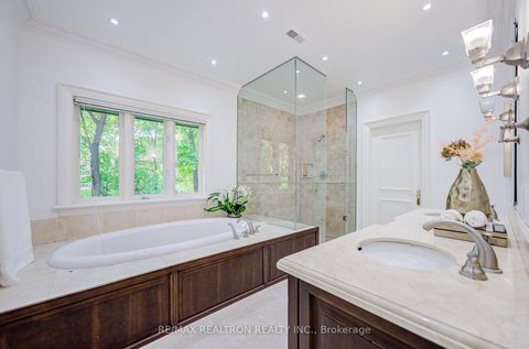 Photo 20 at 7 Legacy Court, Windfields, Toronto