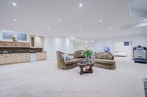 Photo 32 at 7 Legacy Court, Windfields, Toronto