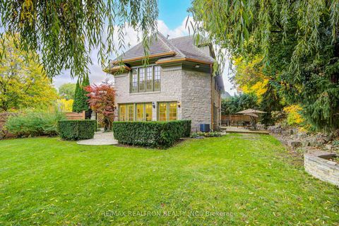 Photo 39 at 7 Legacy Court, Windfields, Toronto