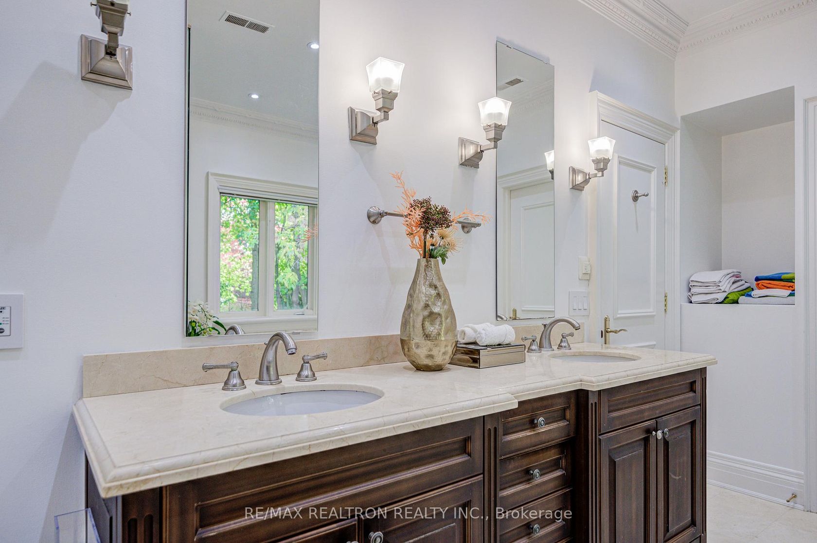 Photo 21 at 7 Legacy Court, Windfields, Toronto Photo 21 at 7 Legacy Court, Windfields, Toronto