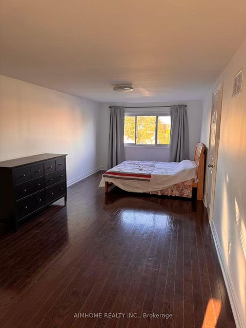 Photo 5 at 213 Hupfield Trail, Malvern, Toronto