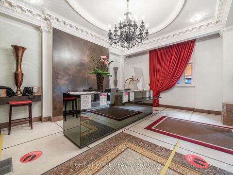 Photo 9 at 5607 - 197 Yonge Street, Yonge Corridor, Toronto Photo 9 at 5607 - 197 Yonge Street, Yonge Corridor, Toronto