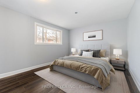 Photo 18 at 701 Finch Avenue W, Bathurst Manor, Toronto