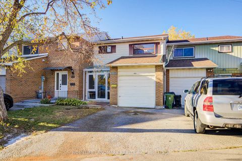 Photo 1 at 3025 Bridletowne Circle, L'Amoreaux, Toronto