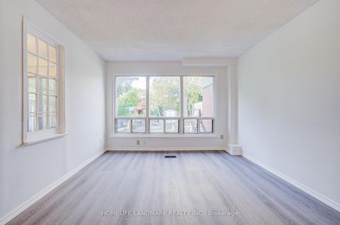 Photo 13 at 3025 Bridletowne Circle, L'Amoreaux, Toronto