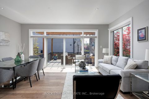 Photo 3 at 443 Seabourne Drive, WO West, Oakville