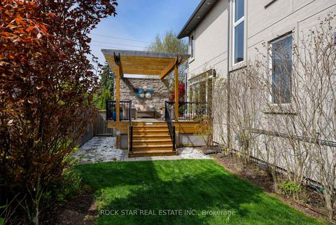 Photo 4 at 443 Seabourne Drive, WO West, Oakville