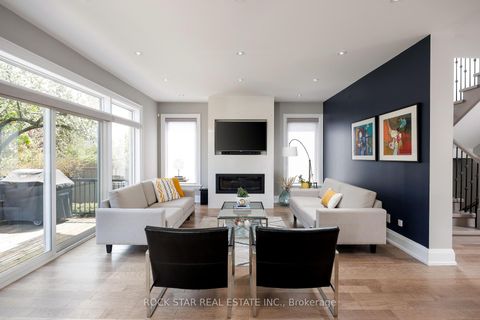 Photo 11 at 443 Seabourne Drive, WO West, Oakville