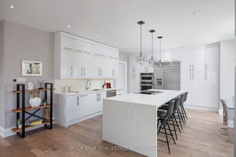 Photo 15 at 443 Seabourne Drive, WO West, Oakville