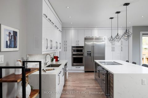 Photo 16 at 443 Seabourne Drive, WO West, Oakville