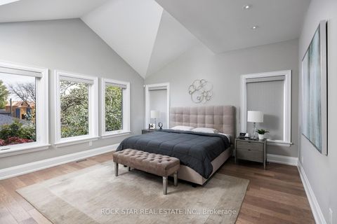 Photo 25 at 443 Seabourne Drive, WO West, Oakville