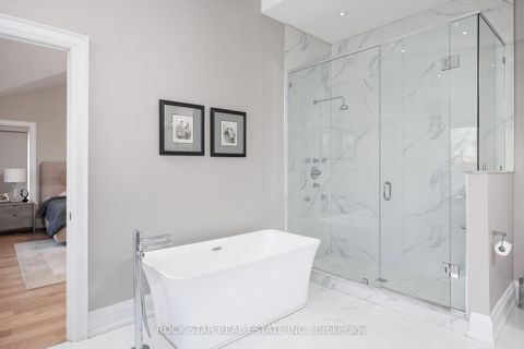 Photo 28 at 443 Seabourne Drive, WO West, Oakville