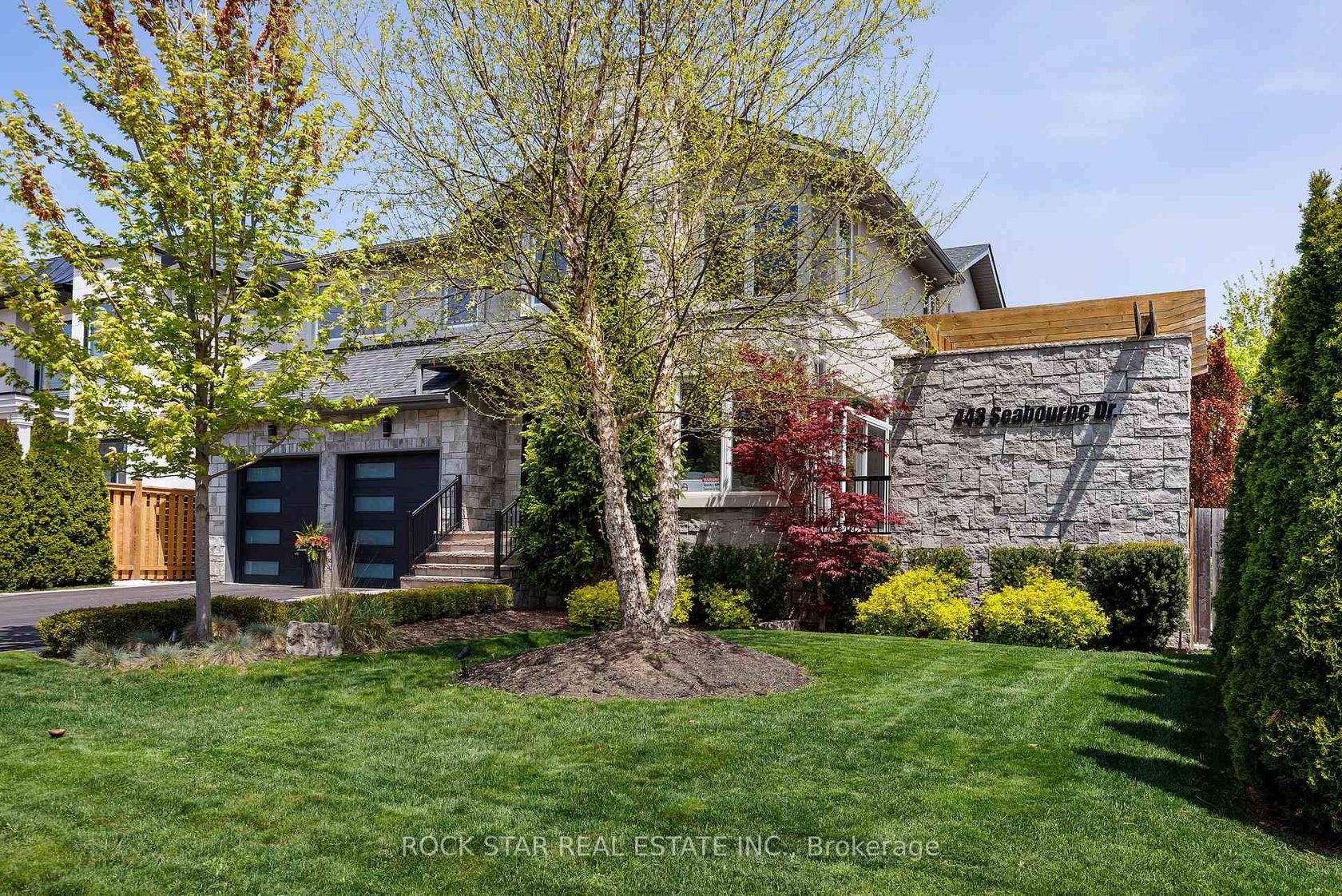 443 Seabourne Drive, WO West, Oakville 