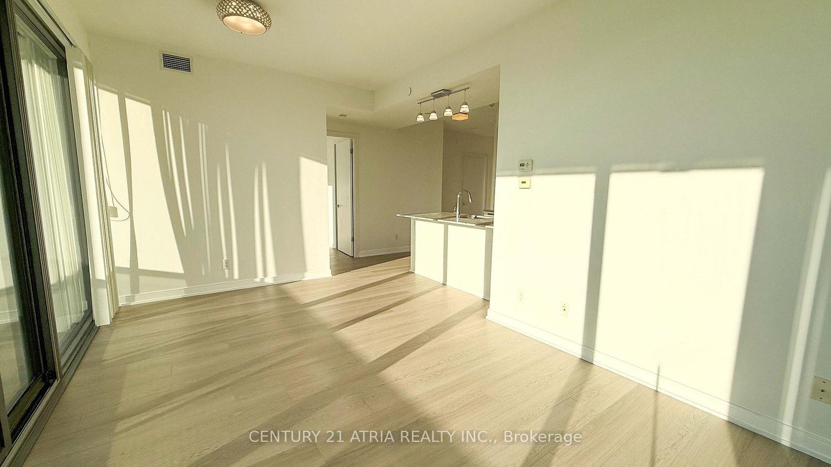 Photo 8 at 1805 - 57 St. Joseph Street, Bay Street Corridor, Toronto Photo 8 at 1805 - 57 St. Joseph Street, Bay Street Corridor, Toronto